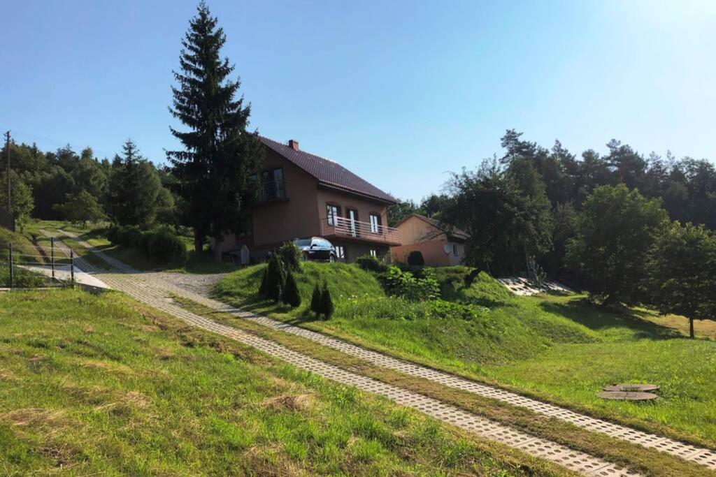 Dom Na Wzgorzu Z Pieknymi Widokami. Miejsce Tropie Villa ภายนอก รูปภาพ