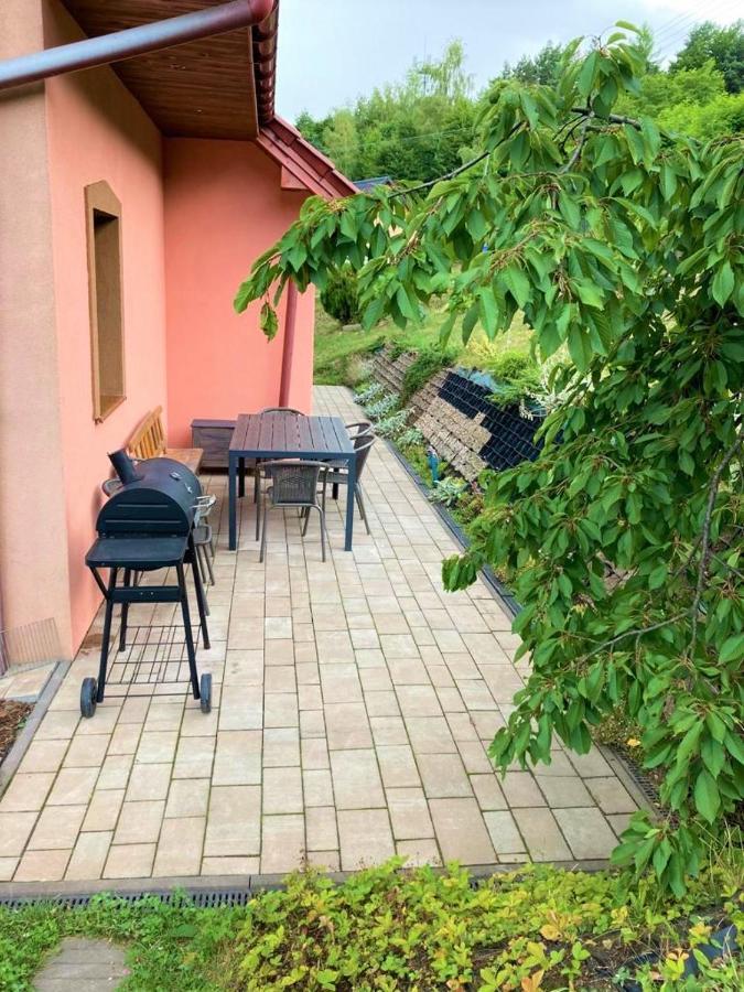 Dom Na Wzgorzu Z Pieknymi Widokami. Miejsce Tropie Villa ภายนอก รูปภาพ